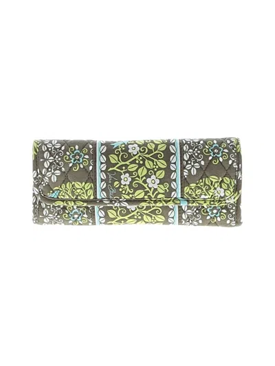 Pre-owned Vera Bradley Clutch In Green