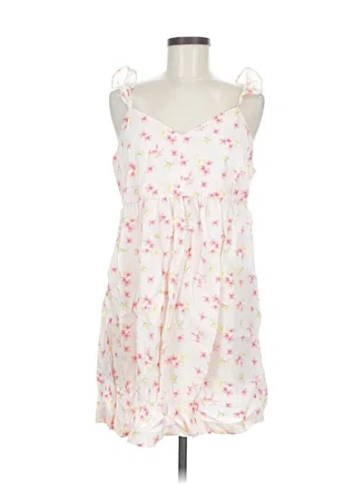 Pre-owned Old Navy Casual Dress In White