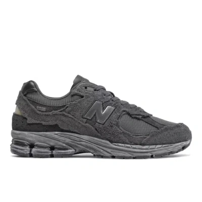 New Balance Unisex M2002rv1 Sneakers In Gray