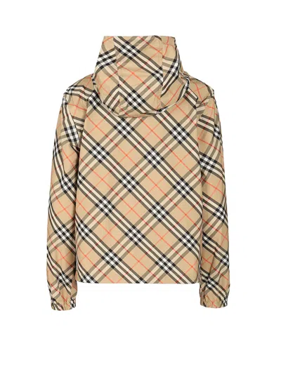 Burberry Salcombe Traditional Check Nylon Jacket In Neutral
