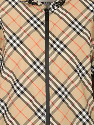 Burberry Salcombe Traditional Check Nylon Jacket In Neutral