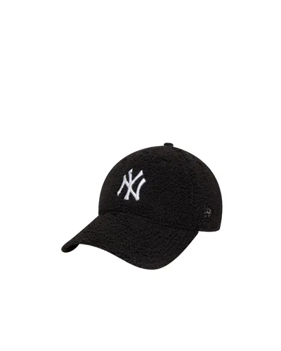 New Era Cappellino 9forty New York Yankees Mlb Winter Borg Nero In Black
