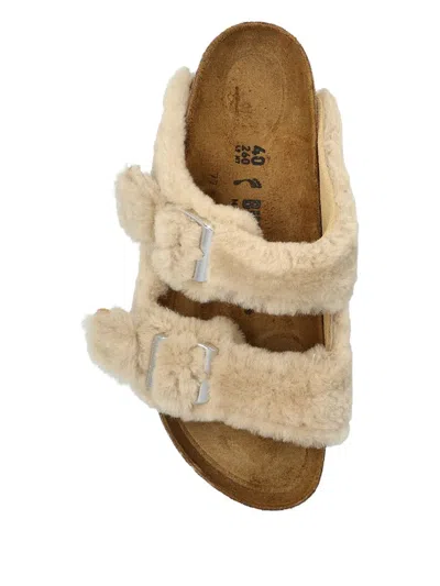 Birkenstock Arizona Sandcastle, Shearling Shoes In Neutral