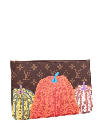 Pre-owned Louis Vuitton Neverfull Pochette Yayoi Kusama Pumpkins Monogram Canvas Large Pouch In Brown
