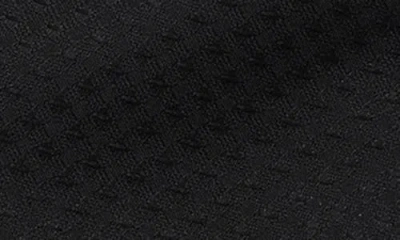 Dkny Textured Solid Tie In Black