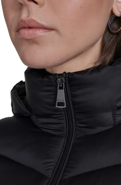 Calvin Klein Water Resistant Chevron Quilted Puffer Jacket In Black