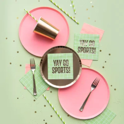 Jollity & Co Solid Color Dinner Plates In Pink