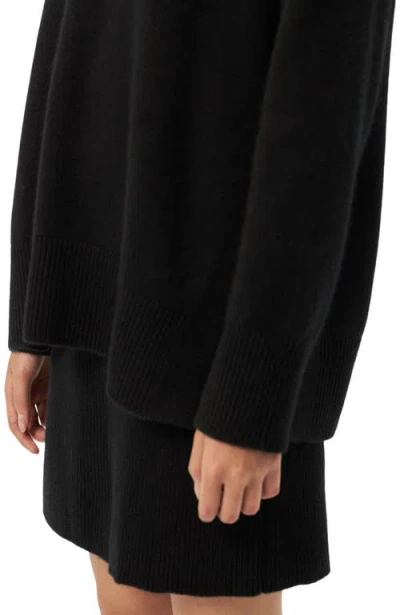 Gobi Mongolian Cashmere Relaxed-fit Cashmere V-neck Sweater In Black