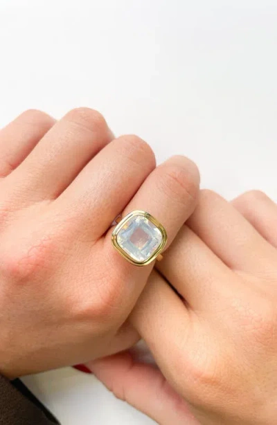 Goshwara Manhattan Cushion Cut Blue Topaz Cocktail Ring In Gold