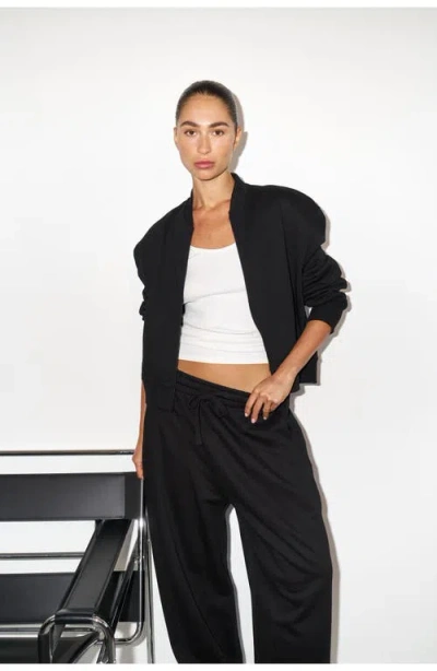 Gottex Beach Life Cozy Coast Airport Button Up Shacket In Black