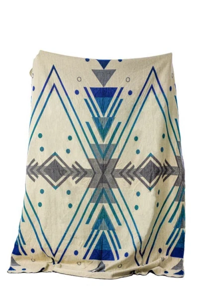 Purple Nest Design Yachana Collection Blanket In Blue