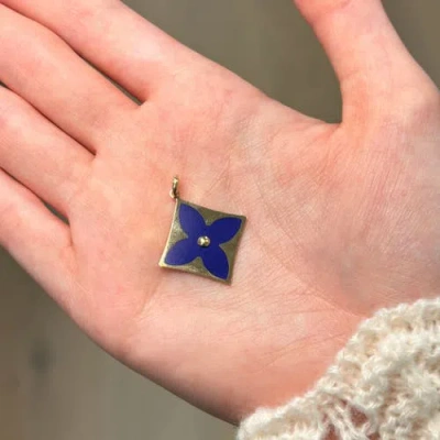 The Lovery Fine Jewelry Lapis Luxe Flower Charm In Blue