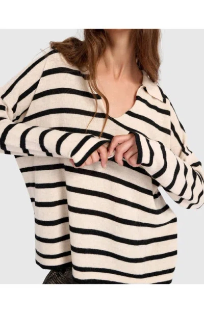 Alembika Surfside Collared Sweater In White