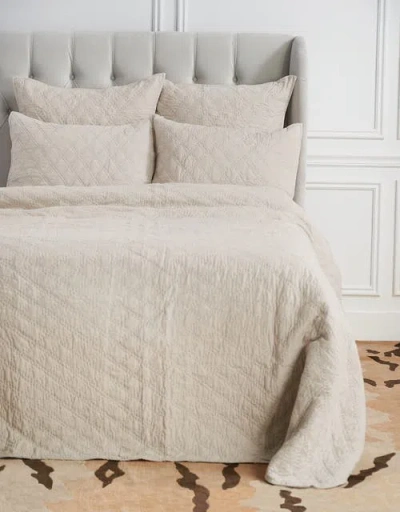 Elisabeth York 20" X 26" Sutton Natural Cotton Standard Sham In Neutral