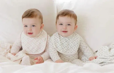 Ely's & Co. Aurora Classics Diamond Print Collection In Neutral