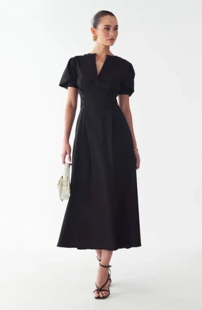 Willa Winnie Midi Dress In Multi