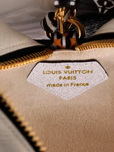 Pre-owned Louis Vuitton Beach Pouch Limited Edition Jungle Monogram Giant Shoulder Bag In Neutral