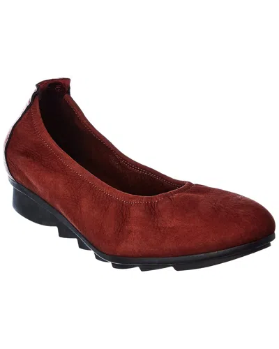 Arche Bibara Suede Flat In Burgundy