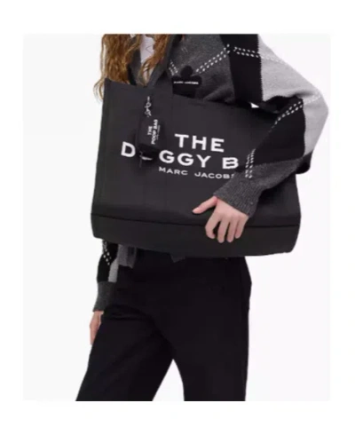 Marc Jacobs The Doggy Bag In Neutral