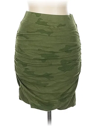 Pre-owned Sundry Casual Skirt In Green