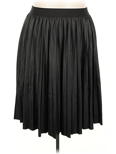 Pre-owned Torrid Formal Skirt In Black