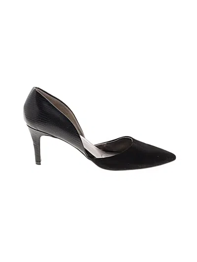 Pre-owned Bandolino Heels In Black