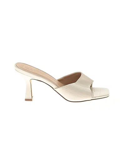 Pre-owned Shu Shop Sandals In White