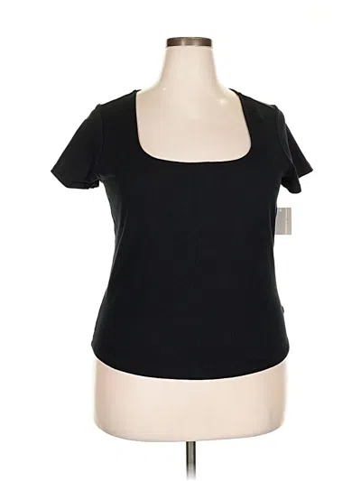 Ultra Flirt Short Sleeve T-shirt In Black