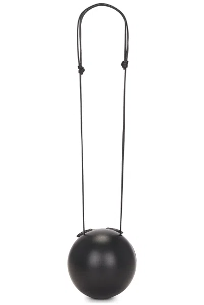 Alaïa Alaϊa Sphere Shoulder Bag In Black