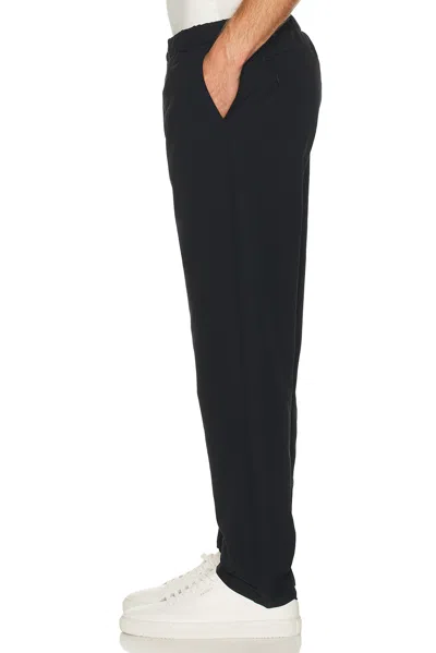 Beyond Yoga Dynamic Straight Leg Pant In Black