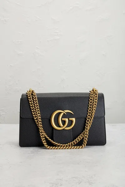 Pre-owned Gucci Gg Marmont Shoulder Bag In Black