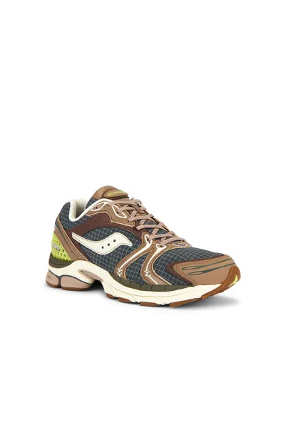Saucony Progrid Triumph 4 Sneakers In Multi
