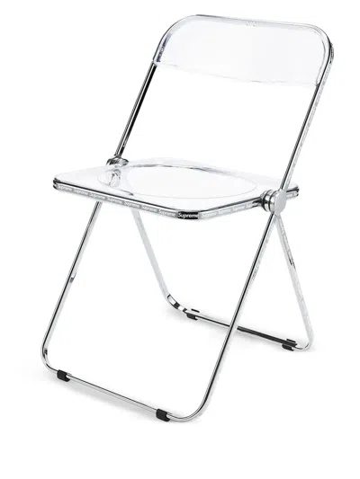 Supreme Plia Text Print Chair In Silver