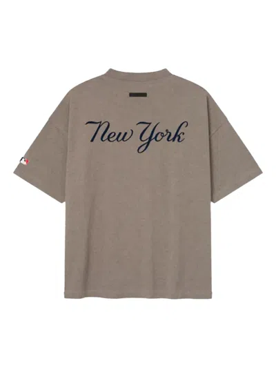Essentials X Mlb 90s T-shirt In Brown
