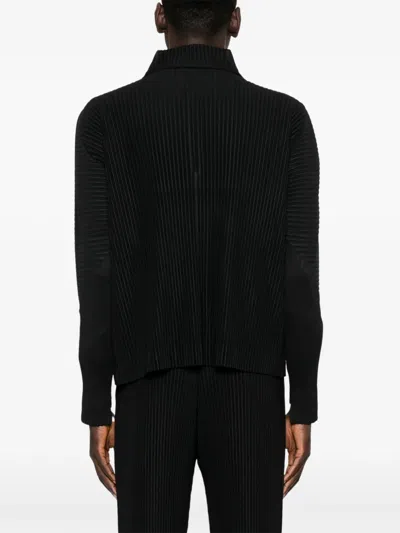 Issey Miyake Zip Pleated Top In Black