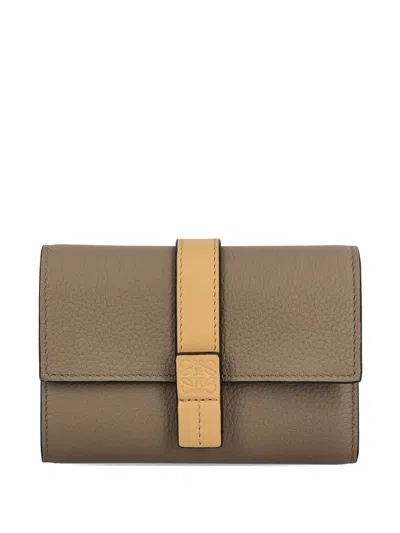 Loewe Small Vertical Wallet In Brown