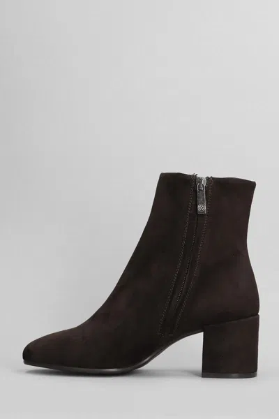 Carmens Amber Daily High Heels Ankle Boots In Brown