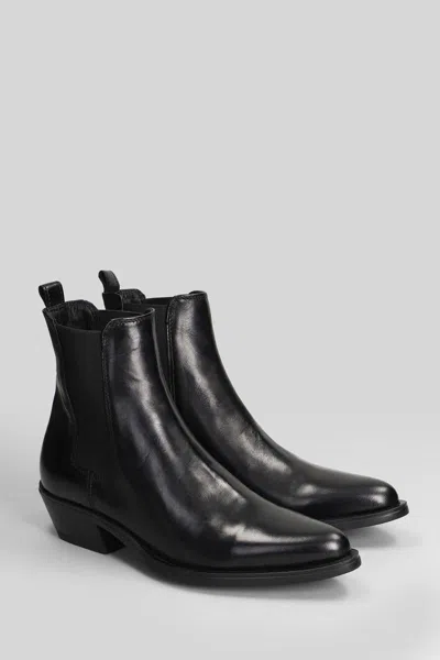 Carmens Kelly Beat Texan Ankle Boots In Animal Print