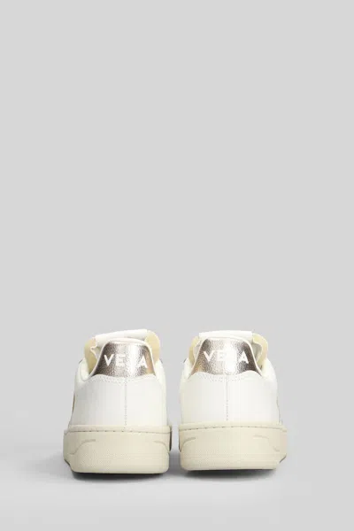 Veja V-10 Sneakers In White