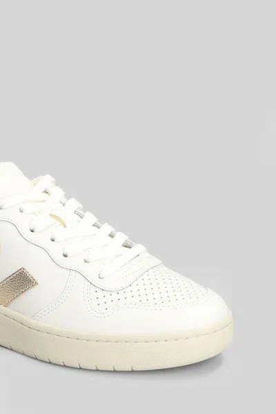 Veja V-10 Sneakers In White