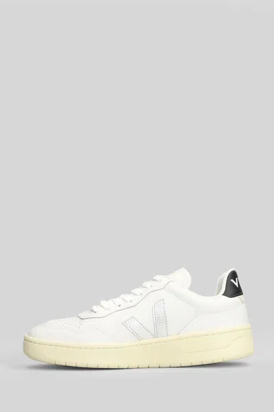 Veja V-90 O.t Sneakers In Multi