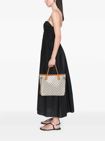 Pre-owned Louis Vuitton 2016 Damier Azur Neverfull Mm Tote Bag In White