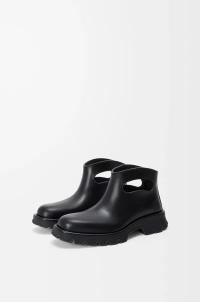 Loewe Bobby Leather Ankle Boots In Black