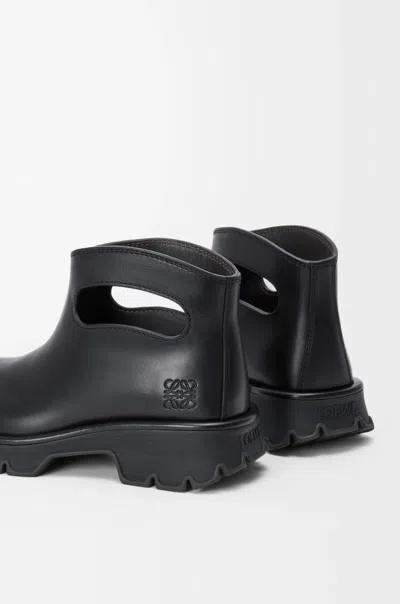 Loewe Bobby Leather Ankle Boots In Black