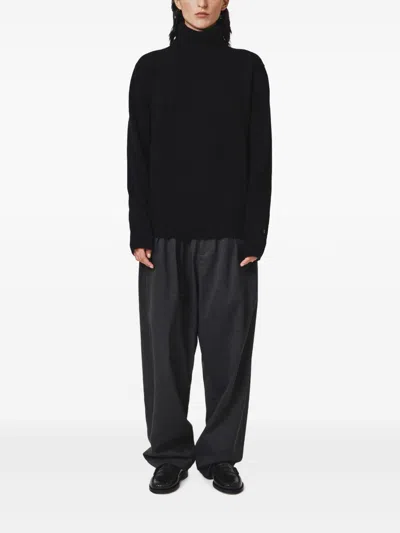 Seven Gauge Turtleneck Jumper In Black