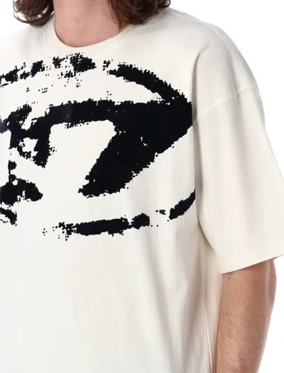 Diesel T-shirt With Distressed Flock Print In White