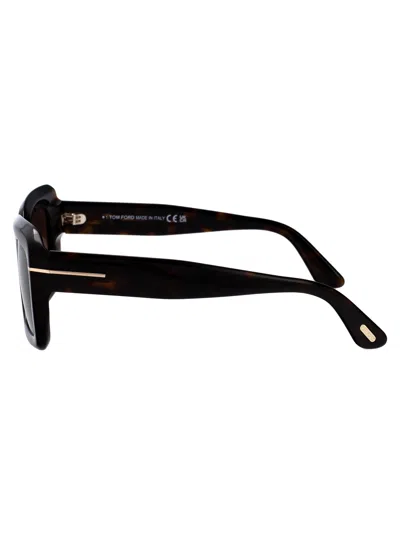 Tom Ford Squared Sunglasses Ft1318 52 E In Black