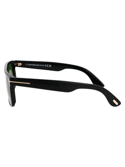 Tom Ford Squared Sunglasses Ft0999 01 N In Black