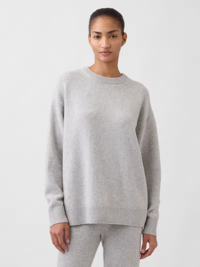 Gap Cashsoft Oversized Boyfriend Sweater In Gray