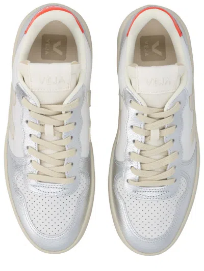Veja Sneaker "v-10" In Silver